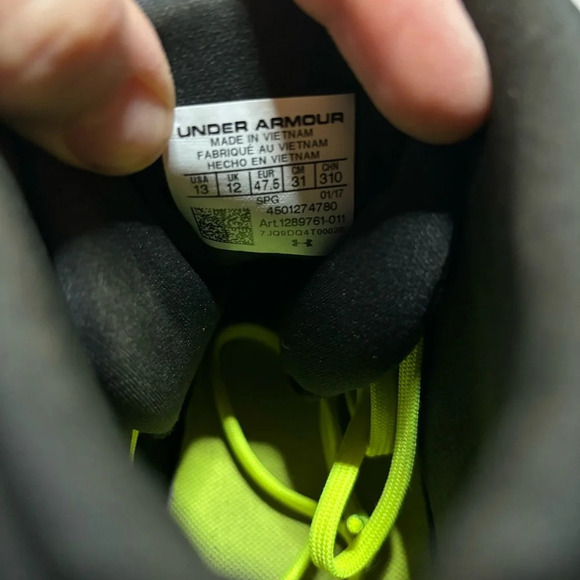 Under Armour Mens UA Hammer MC Football Cleats Mid RM 1289761-011 Black White 13 - Picture 9 of 9